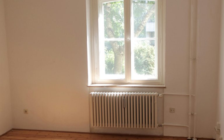 Radijator ispod prozora